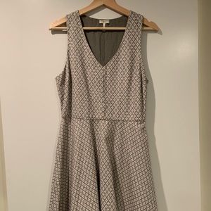 Joie gray dress with simple flower pattern